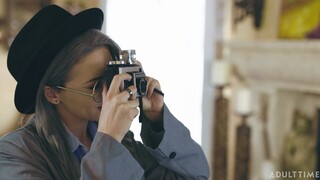 Наслаждайтесь Shemale Bridal Lingerie Try-On - порно видео на ONE-PORN.COM
