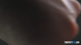Наслаждайтесь Ass Fingering The Landlord's Brunette - порно видео на ONE-PORN.COM