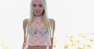 Sierra's Butt Gets Fucked - наслаждайся лучшим порно на ONE-PORN.COM