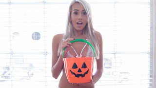 Halloween Sultry Siren - наслаждайся лучшим порно на ONE-PORN.COM