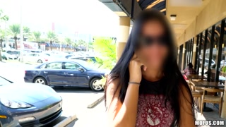 Наслаждайтесь Aubrey Rose Brunette Girl Cheats for Money - порно видео на ONE-PORN.COM