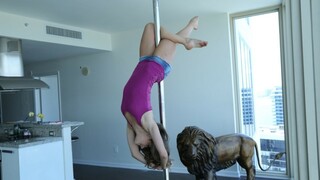 Наслаждайтесь Kimmy Granger's Natural Assets - порно видео на ONE-PORN.COM