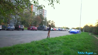 Наслаждайтесь Trimmed Brunette to the Rescue - порно видео на ONE-PORN.COM