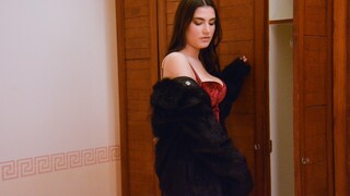 Ricky Rascal Fucks Shaved Pussy in Resort - наслаждайся лучшим порно на ONE-PORN.COM