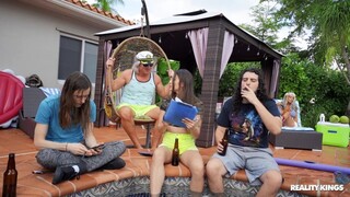 Glasses and GILF: A Cumshot Affair - наслаждайся лучшим порно на ONE-PORN.COM