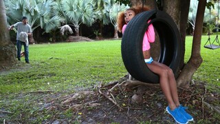 Наслаждайтесь Petite Girl Outdoor Sex - порно видео на ONE-PORN.COM
