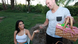 Natural Tits, Big Ass, Outdoor Fun - наслаждайся лучшим порно на ONE-PORN.COM