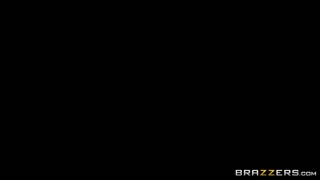 Squirting Cum on the Chef - наслаждайся лучшим порно на ONE-PORN.COM