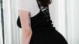 Наслаждайтесь Tattooed Teen Gets Nailed Hard - порно видео на ONE-PORN.COM