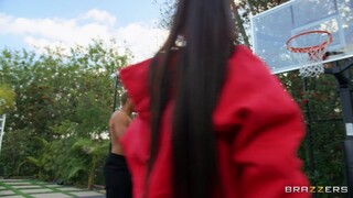 Наслаждайтесь Interracial Outdoor Fuck Session - порно видео на ONE-PORN.COM