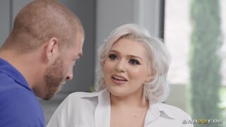 Наслаждайтесь Adaline Star Cheats on Hubby with Xander Corvus’ Big Cock - порно видео на ONE-PORN.COM