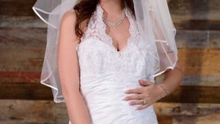 Наслаждайтесь Blowjob In The Wedding Dress - порно видео на ONE-PORN.COM