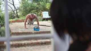 Наслаждайтесь Teeny Weeny Locksmith - порно видео на ONE-PORN.COM