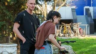 Наслаждайтесь Sara Rich, the Eager European Teen - порно видео на ONE-PORN.COM