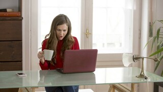Наслаждайтесь Face Sitting and Masturbation Madness - порно видео на ONE-PORN.COM