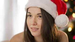 Teen Emily Grey in a Christmas Uniform - наслаждайся лучшим порно на ONE-PORN.COM