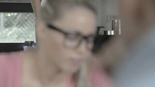 Наслаждайтесь George's Big Tit Encounter - порно видео на ONE-PORN.COM
