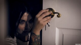 Наслаждайтесь Sacrilegious Fuck Fest: Ivy Lebelle Takes Big Cock in Every Hole - порно видео на ONE-PORN.COM