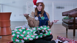 Наслаждайтесь MILF Xmas Sex Marathon - порно видео на ONE-PORN.COM