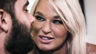 Наслаждайтесь Big Tits Blonde MILF Takes Control with Face Sitting & Domination - порно видео на ONE-PORN.COM