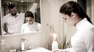 Cheating Maid Valentina Nappi Loves Rough Sex - наслаждайся лучшим порно на ONE-PORN.COM