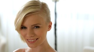 Наслаждайтесь Small Teen Elaina Raye Gets Pounded - порно видео на ONE-PORN.COM
