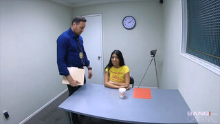 Наслаждайтесь Bad girl Violet Myers gets fucked hard by Romeo - порно видео на ONE-PORN.COM