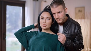 Наслаждайтесь Natural Tits Brunette Gabi Paltrova Sucks & Fucks in Steamy 69 Position - порно видео на ONE-PORN.COM