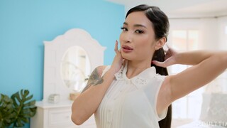 Наслаждайтесь Proud Pervs: Tattooed Lesbians Go Wild with Pussy Play - порно видео на ONE-PORN.COM