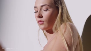 Наслаждайтесь Jenny Wild Teasing Small Tits - порно видео на ONE-PORN.COM