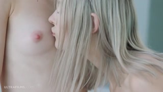 Brunettes & Blondes Share a Bed for Intense Pussy Licking - наслаждайся лучшим порно на ONE-PORN.COM