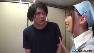 Наслаждайтесь Yui Hatano Hot Asian Handjob - XXX Pleasure - порно видео на ONE-PORN.COM