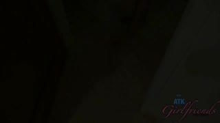 Наслаждайтесь Ashlynn Taylor creampie & legs spread - Redhead amateur - порно видео на ONE-PORN.COM