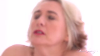 Camilla Rainy Day Pussy Rubbing Fun - наслаждайся лучшим порно на ONE-PORN.COM