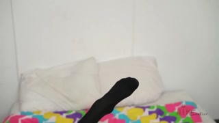 Наслаждайтесь Asian Brunette Alex De La FLor Tattooed Solo Stockings Fun - порно видео на ONE-PORN.COM