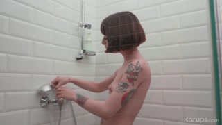 Наслаждайтесь Skip School? Silvia Soprano Plays Hooky and Blows - порно видео на ONE-PORN.COM