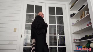 Наслаждайтесь Kink Matches Kink: Lee and Rei Try a Butt Plug - порно видео на ONE-PORN.COM