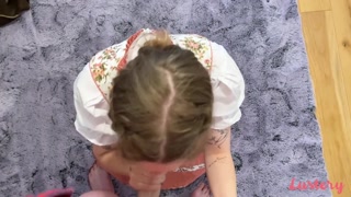 Наслаждайтесь Johanna & Lars: Lederhosen Handjob, Blowjob & Cum - порно видео на ONE-PORN.COM