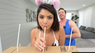 Наслаждайтесь Kyle Mason gets a taste test from Hazel Heart - порно видео на ONE-PORN.COM