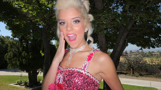 Halle Von and Ryan Madison destroy innocent teen pageant princess - наслаждайся лучшим порно на ONE-PORN.COM