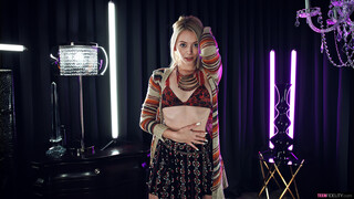 Lily Larimar craves rough sex with Ryan - наслаждайся лучшим порно на ONE-PORN.COM
