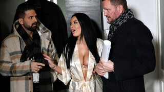Наслаждайтесь Anissa Kate Sucks 2 Dicks and Gets Cum on Her Tits - порно видео на ONE-PORN.COM