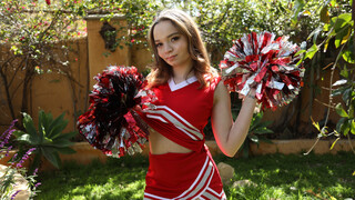 Наслаждайтесь Cheerleader Selina Imai Gets Insatiable with Max Fills in Heat #5 - порно видео на ONE-PORN.COM