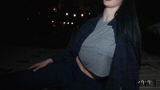 Наслаждайтесь Violet Rides James Like a Pro Cowgirl - порно видео на ONE-PORN.COM