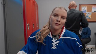 Наслаждайтесь Reverse Action in Hockey Locker - порно видео на ONE-PORN.COM