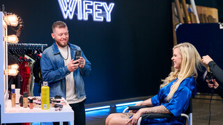Наслаждайтесь Big Cock and Big Tits: Ashley's Lucky Day - порно видео на ONE-PORN.COM