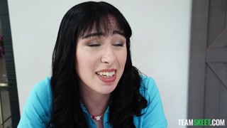 Наслаждайтесь Gagging on Dick: Mariana's First Time - порно видео на ONE-PORN.COM