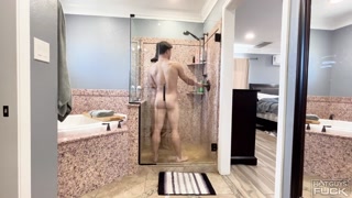 Наслаждайтесь Trev Anthony Drenched Jade Frost in Cum! - порно видео на ONE-PORN.COM