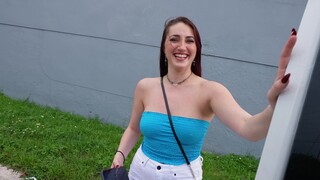 Наслаждайтесь Muscular Man Fucks Big Ass Girl - порно видео на ONE-PORN.COM