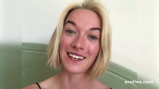 Наслаждайтесь Reading Fantasies: A German Sex Poll with Lou and Friends - порно видео на ONE-PORN.COM